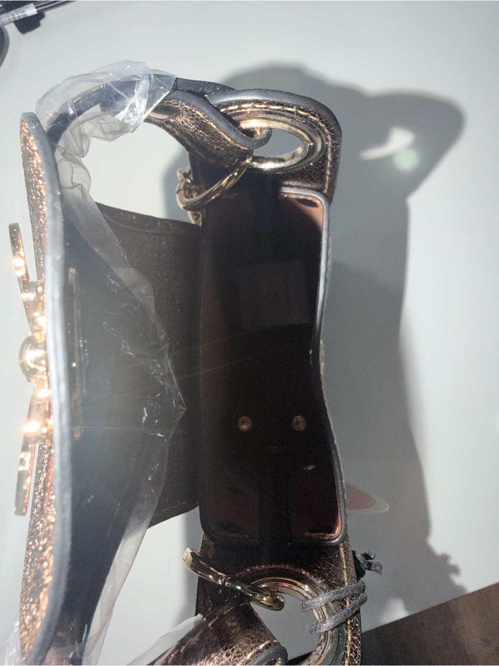 Milan Chiva Crossbody Bee Cell Phone Purse, metallic bronze faux leather finish - Picture 6 of 10